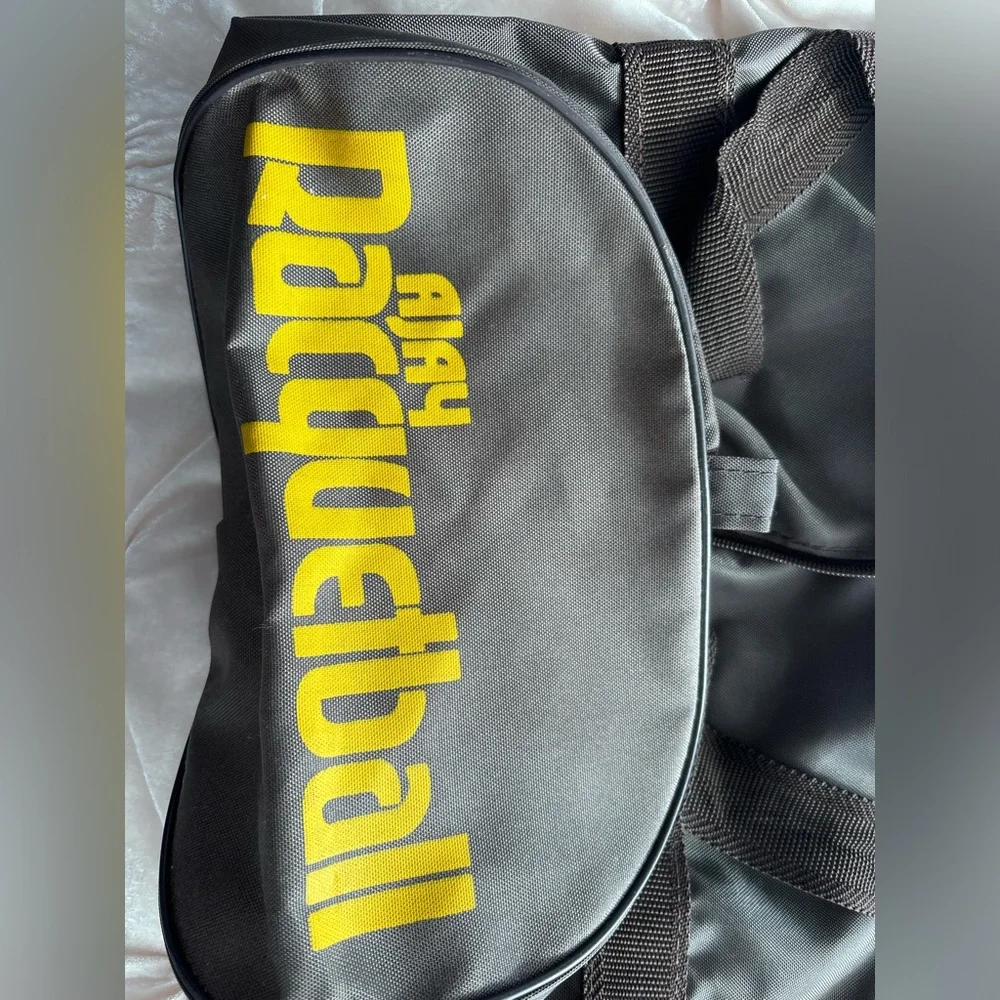 vintage AJAY racquetball duffel bag brown in amazing condition